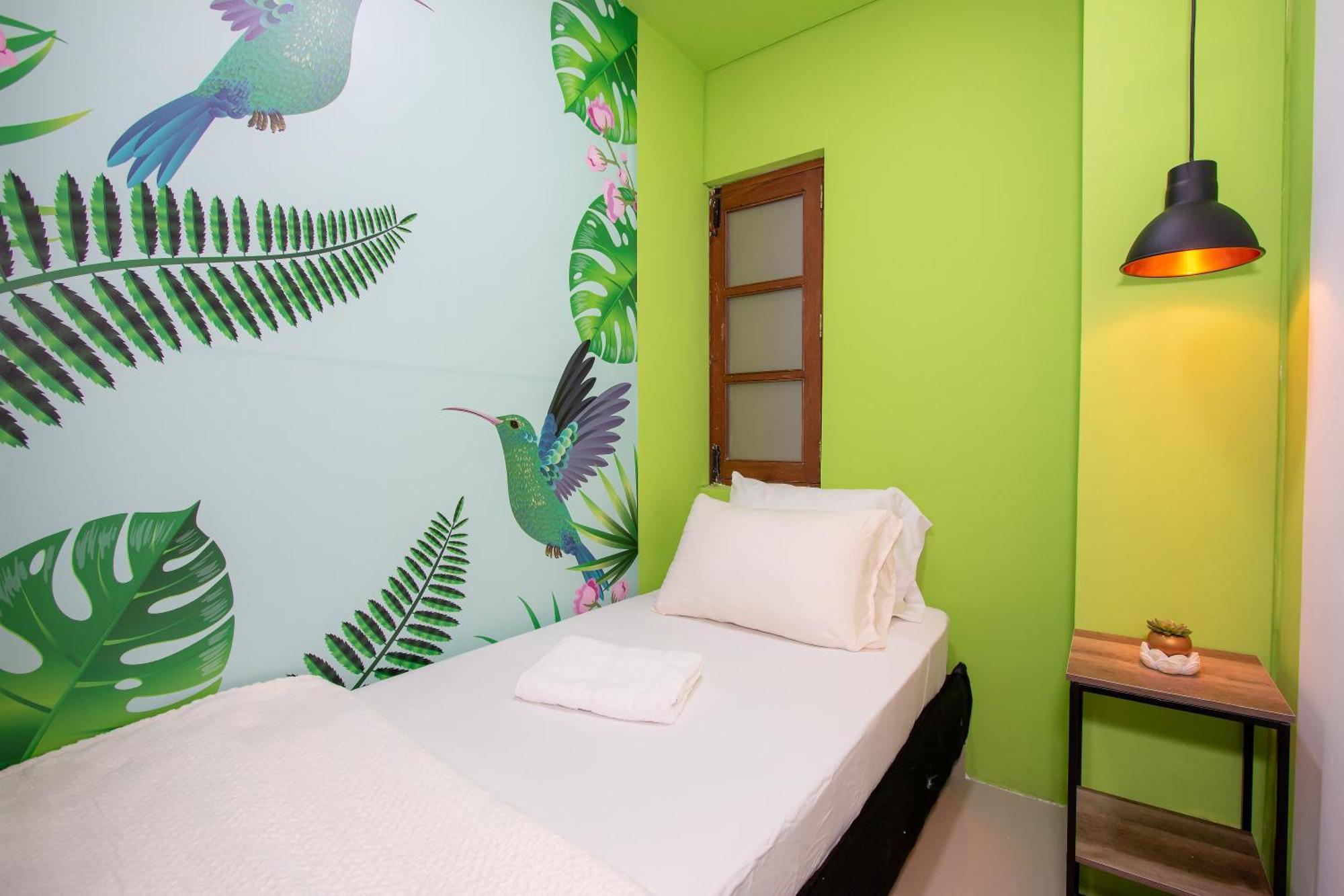 Parceros Med Hostel Medellin Exterior photo